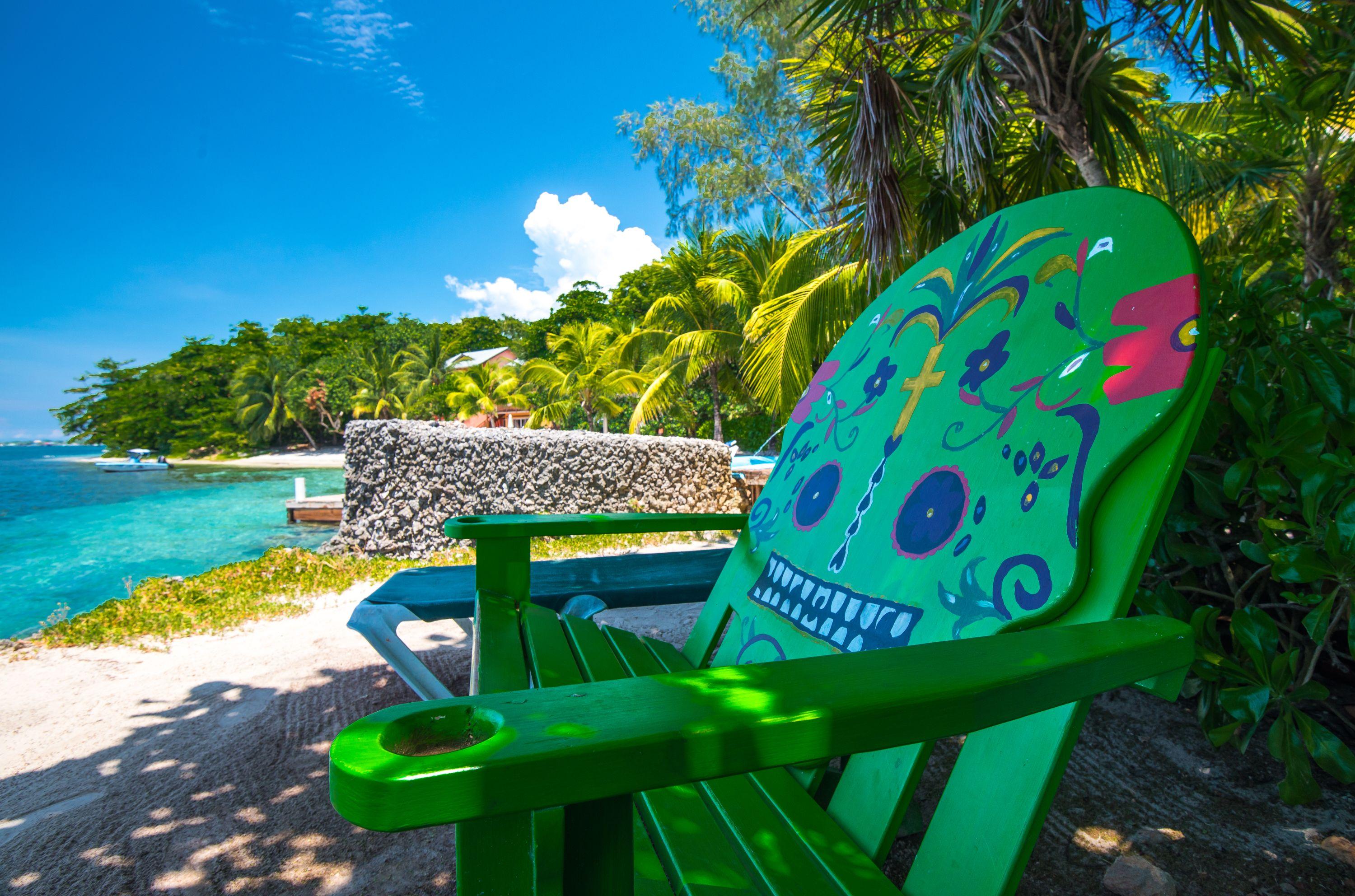 Las Rocas Resort And Dive Center West Bay Exterior photo